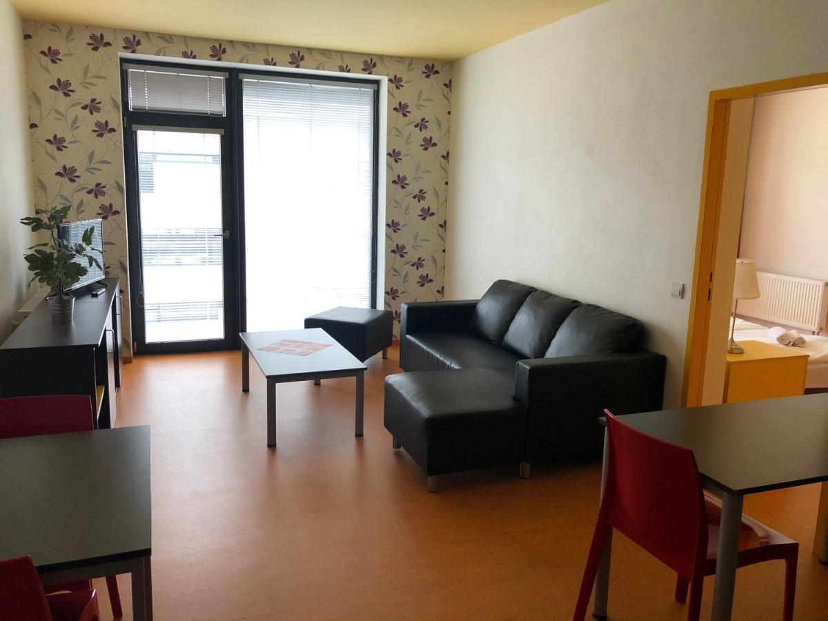 Office Apartments Brno Luaran gambar